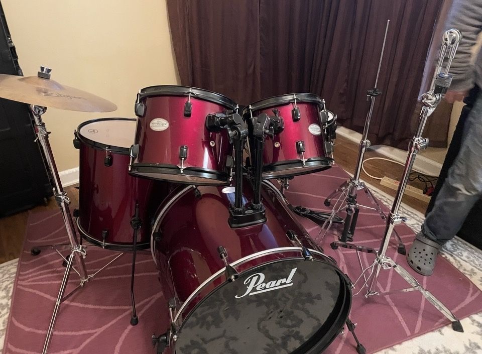 Pearl Drum Set- Professional Set 