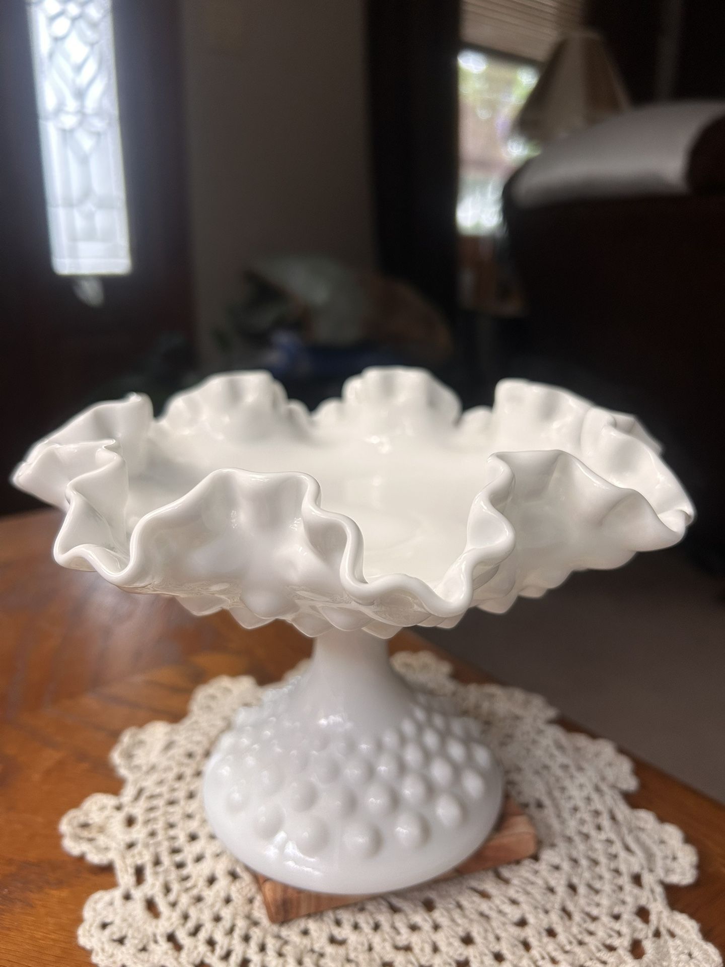 Fenton Hobnail Ruffled MILK GLASS Compote on Pedestal base w Sticker 5 3/4" tall