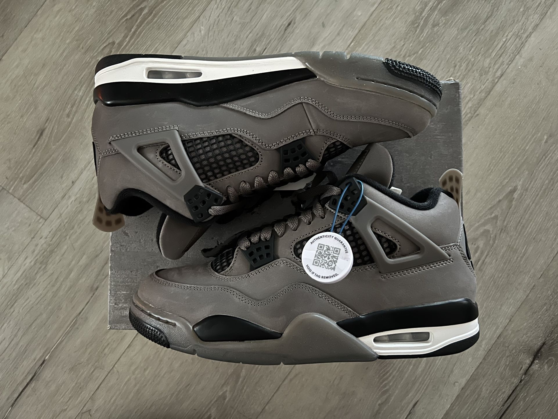 Authentic Retro Jordan IV (4) Cave Stone