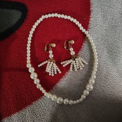 Vintage Necklace Set 