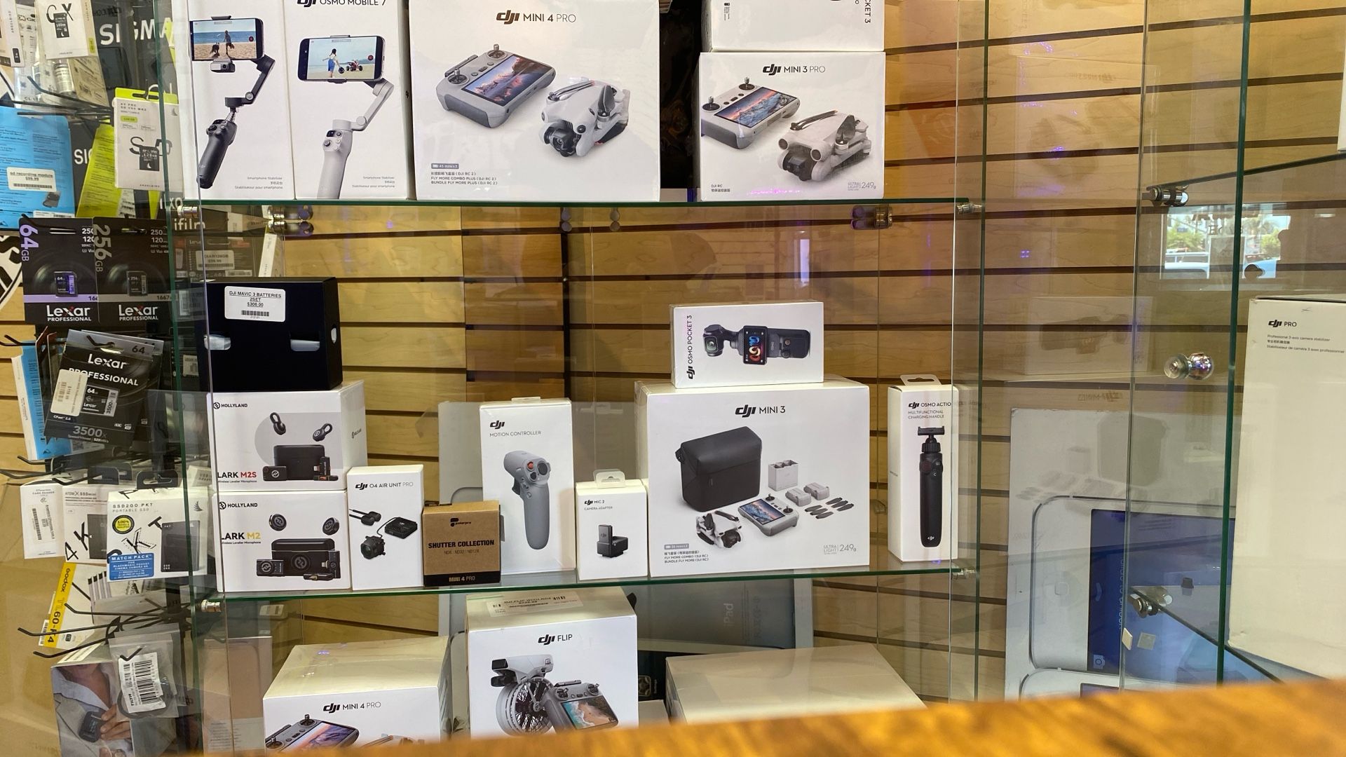 DJI Mini 3 Fly More Combo With RC2