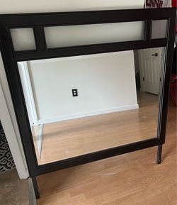 Dresser mirror