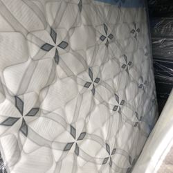 King Size Mattresses For Sale Ranging From $400 To $795