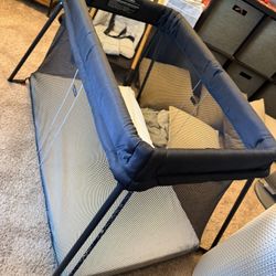 BabyBjorn Travel Crib/Pack And Play OBO 