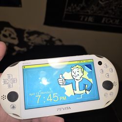 PS vita 2000 Model