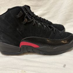 JORDAN 12 Retro , size 9.5Y