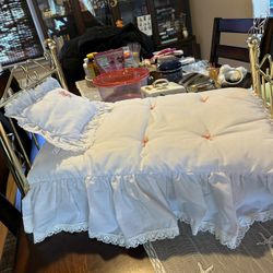 Retired American Girl Bed With Bedding Plus 1 Extra Non AG Blanket/Selling As A Set Only/Like New!