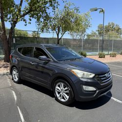 Hyundai Santa Fe SUV 2013