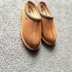 Ugg Slippers (Men)