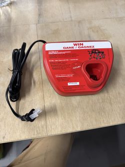 Milwaukee M12 Charger
