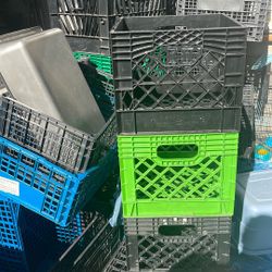 Plastic boxes 