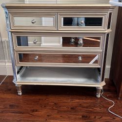 Mirror Dresser Chest