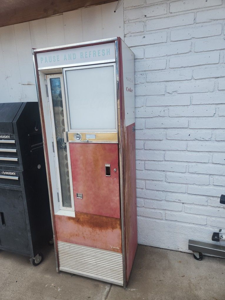 Coke Machine Antique