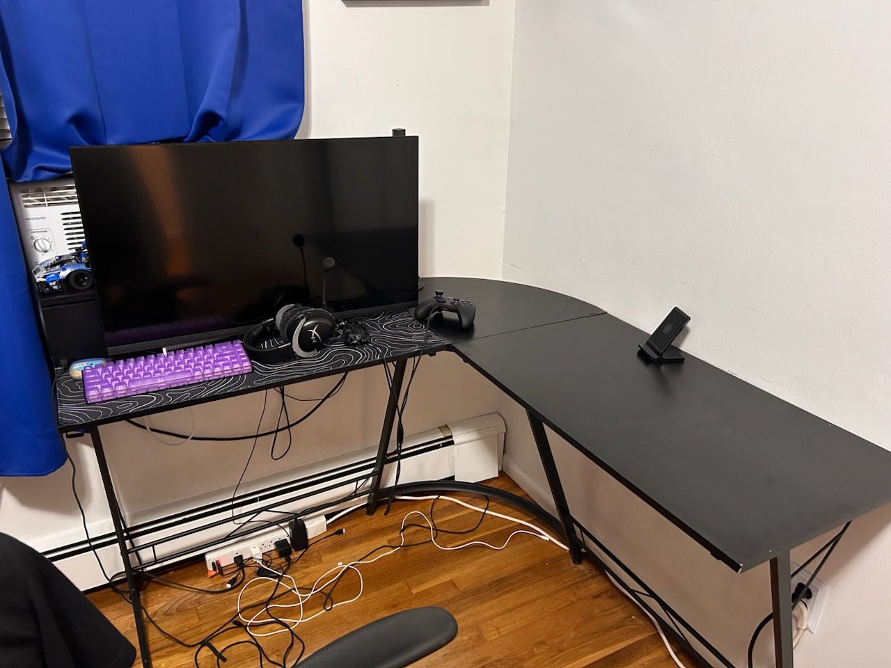 Corner Gaming Desk