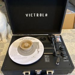 Victrola Bluetooth Turntable 