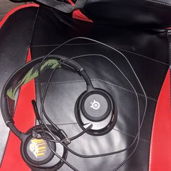 STEEL SERIES ARTIC NOVA WIRELESS HEADSET