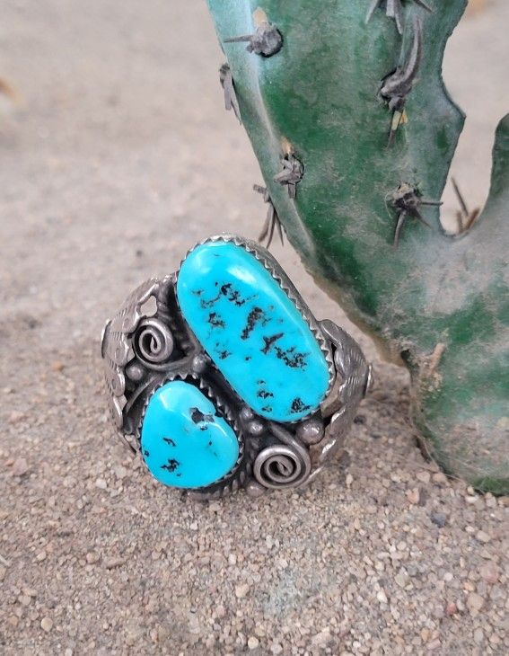 Old Pawn Native American Turquoise Silver Ring 