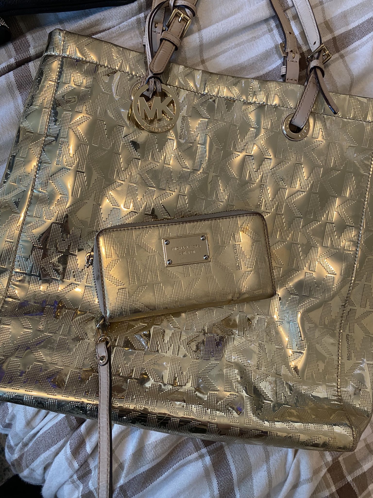 Michael Kors Gold Purse And Wallet