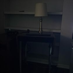lamp/table 