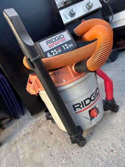 RIDGID WET DRY VACUUM
