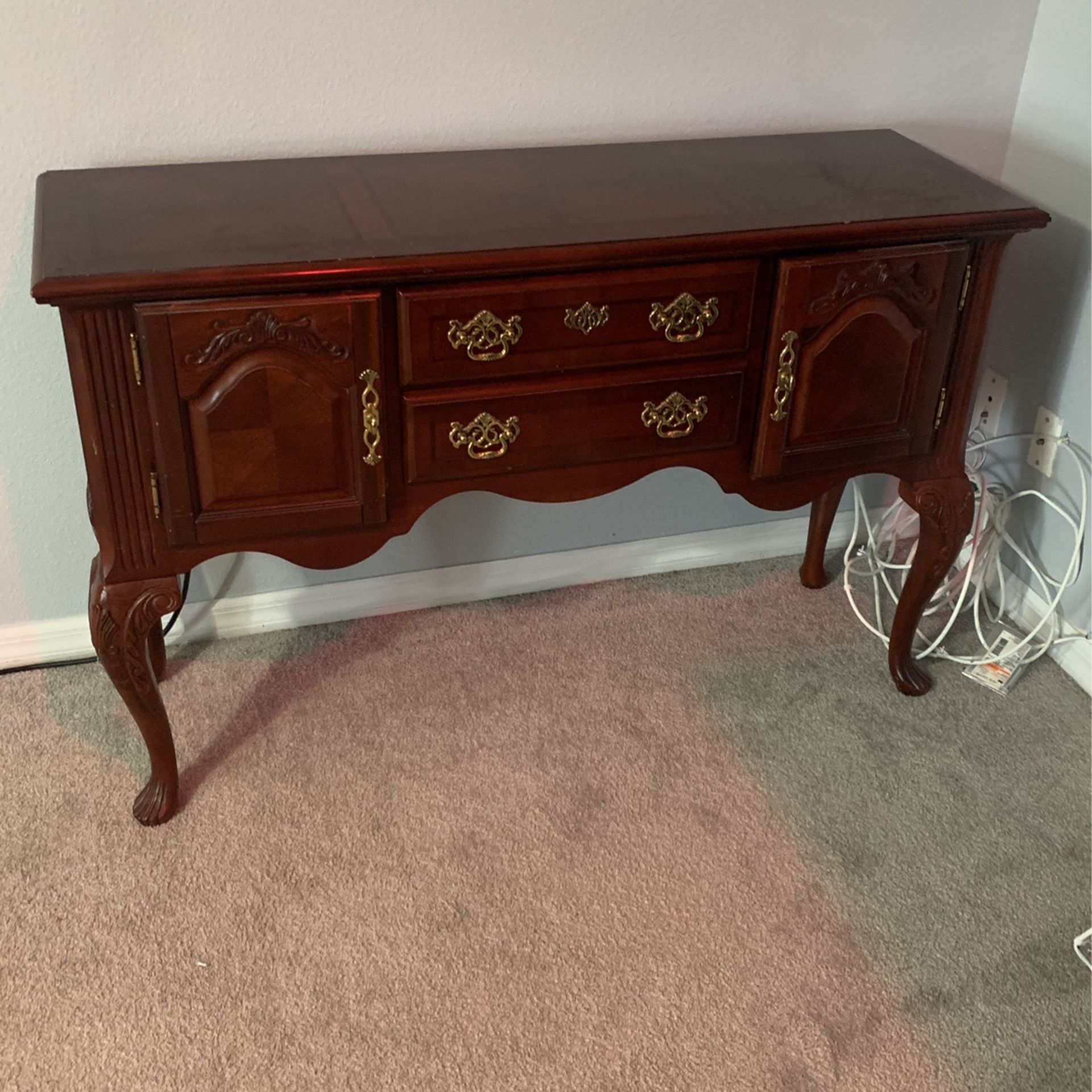 Entry Walk Way Table