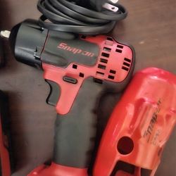 Snap On 3/8" Impact Wrench Kit 