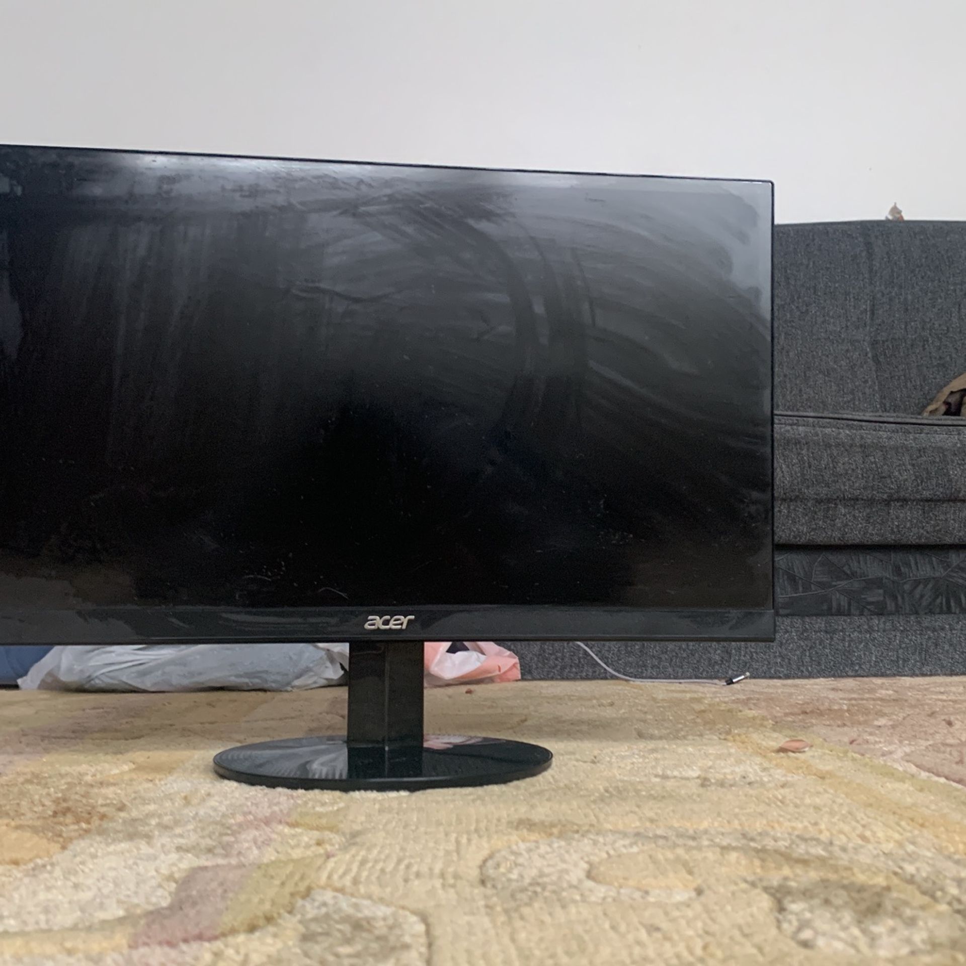 1080p Monitor Barly Used