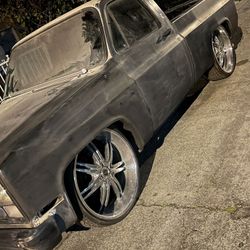 1983 C10 Short Bed Project truck runs and drives Nothing Wrong With It 