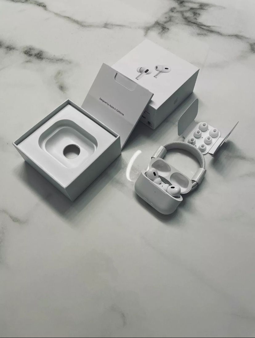 Apple AirPods 2nd Generation (Authentic)