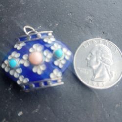VINTAGE STERLING SILVER & ENAMEL PENDANT HAND MADE