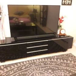 Tv and Tv Stand 