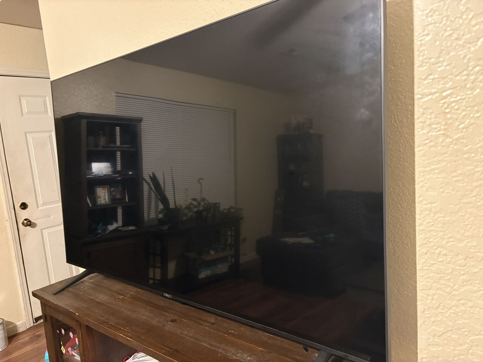 75” Tv