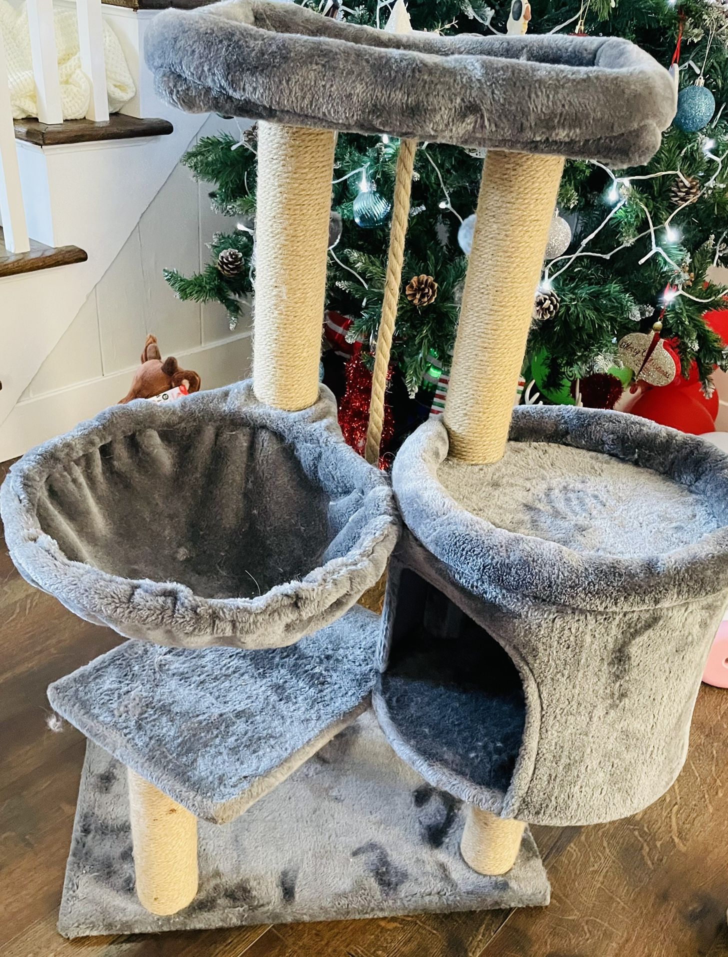 Free 2 Cat Towers In Great Condition 
