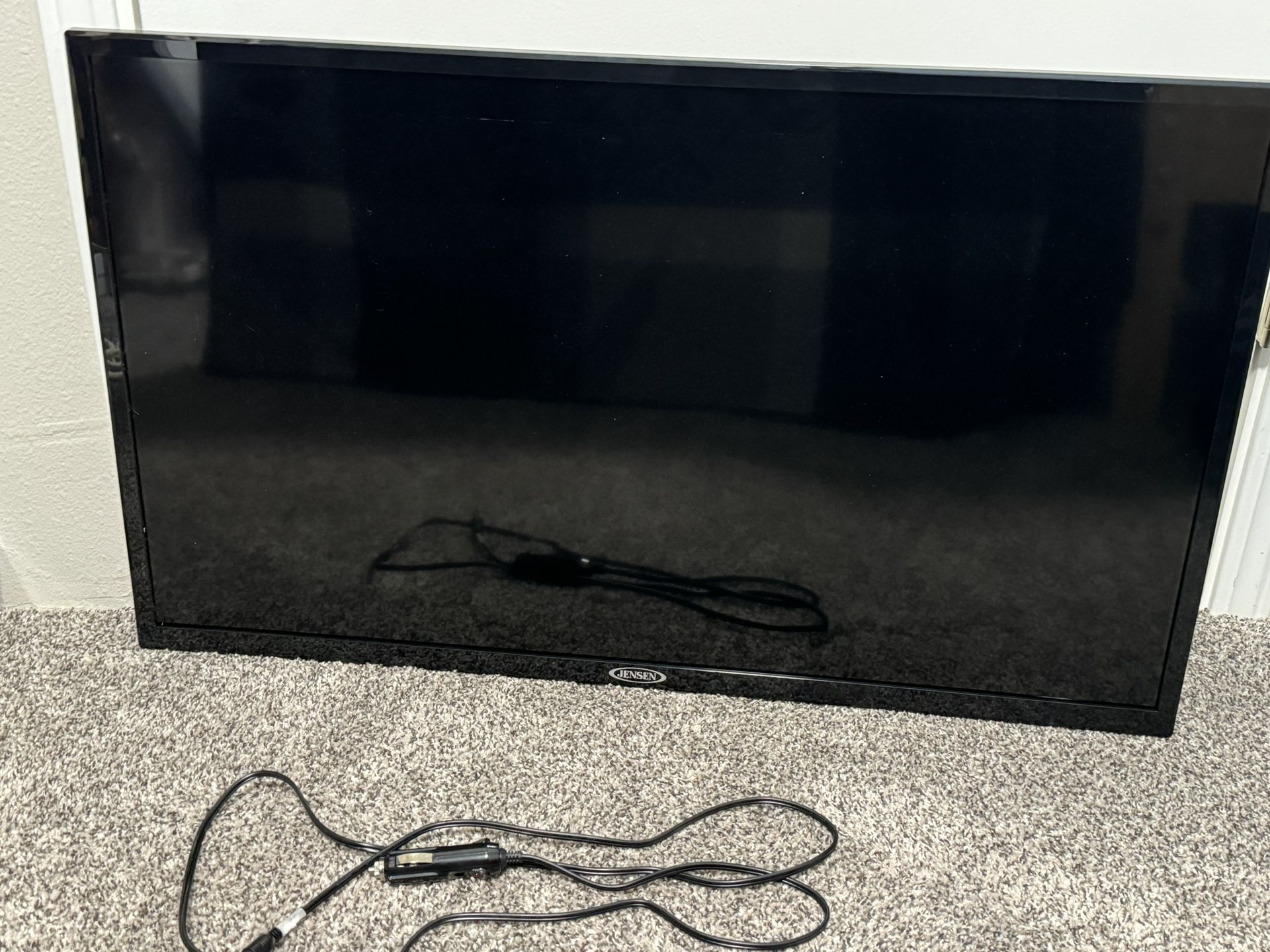 Jensen 32” RV Television