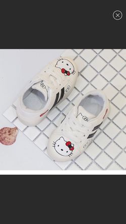 Cute hello kitty white sneakers