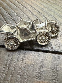 GERRY'S Vintage Silvertone Model T Car  1 1/2" L Brooch/Pin Signed