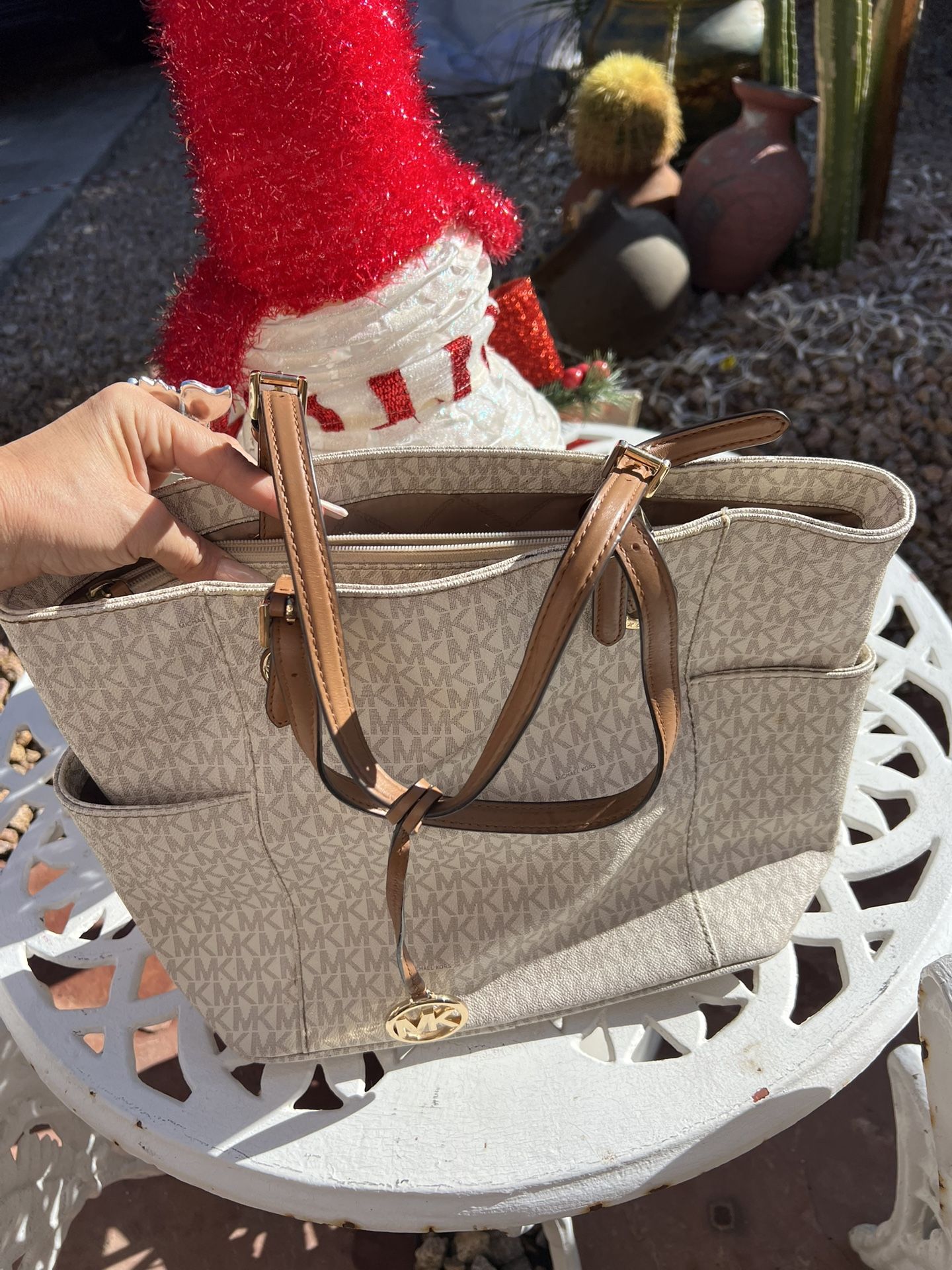 Michael Kors purse