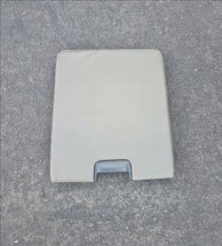 Chevrolet Silverado Tahoe Suburban Avalanche Gmc Sierra Yukon Center Console Lid Chevy