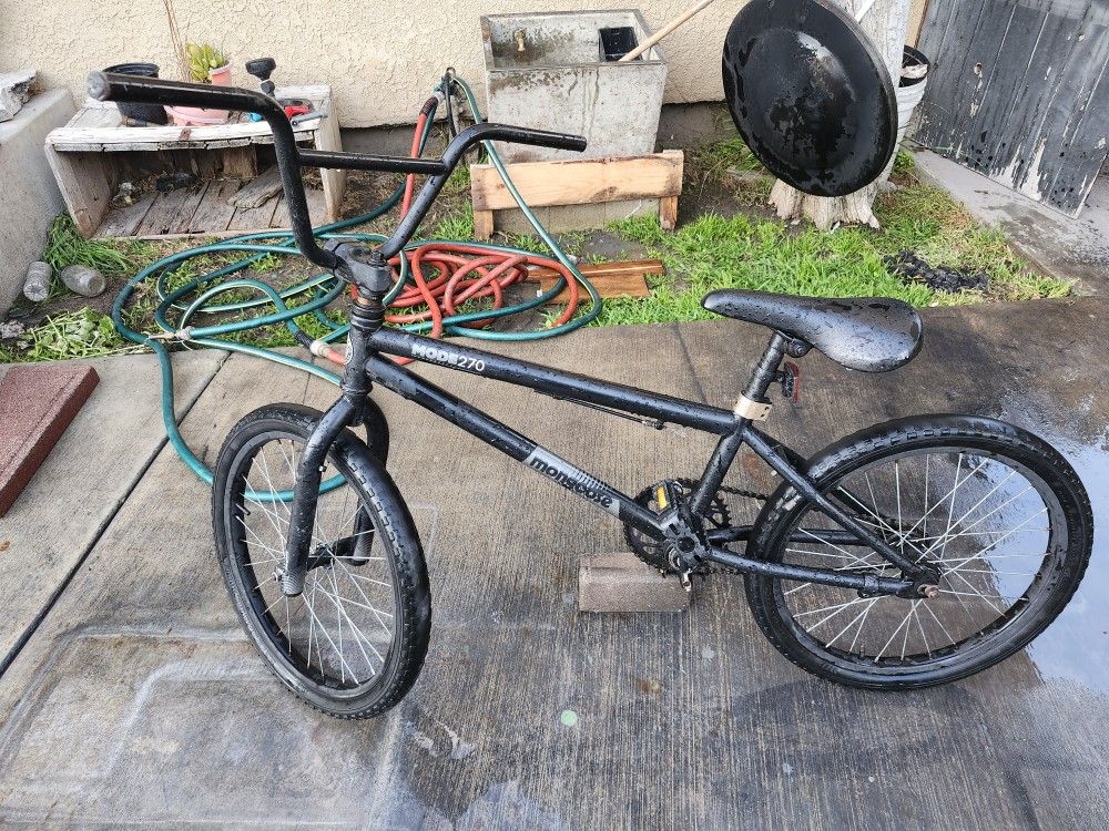 BMX Bike Mongoose 270