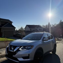2017 Nissan Rogue SV AWD