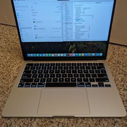 MacBook Air M3 8gb 512gb BRAND NEW - WARRANTY 