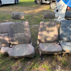 seats for toyota pick up