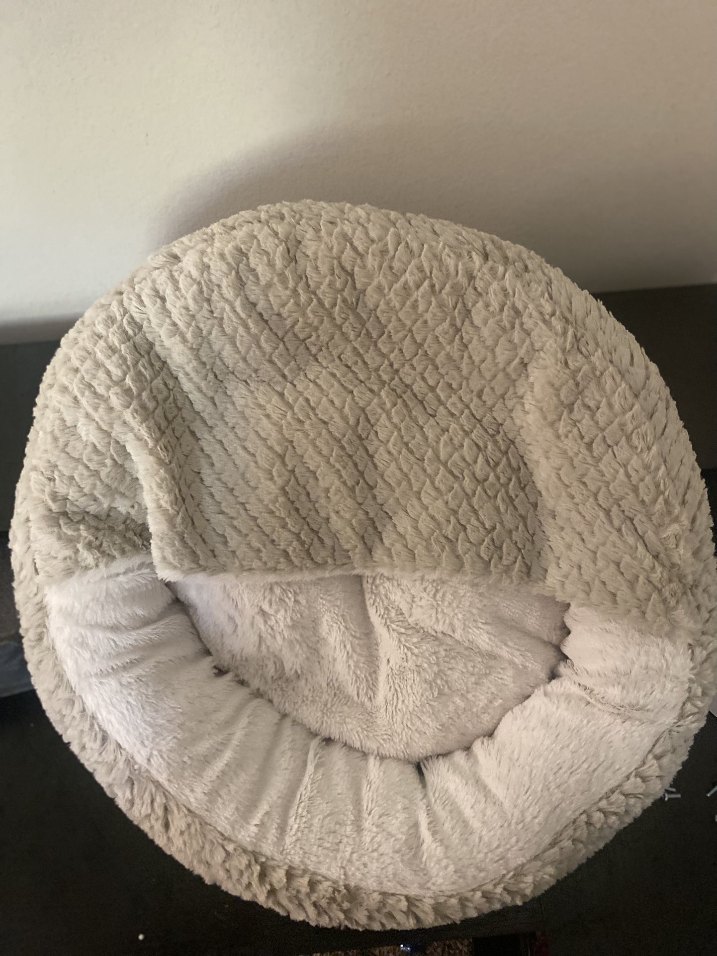 Small Dog And Cat Bed 