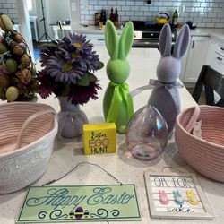 Small Easter Decor lot