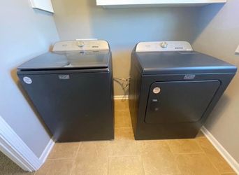Modern Black Maytag Washer & Dryer