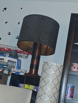 4 lamps