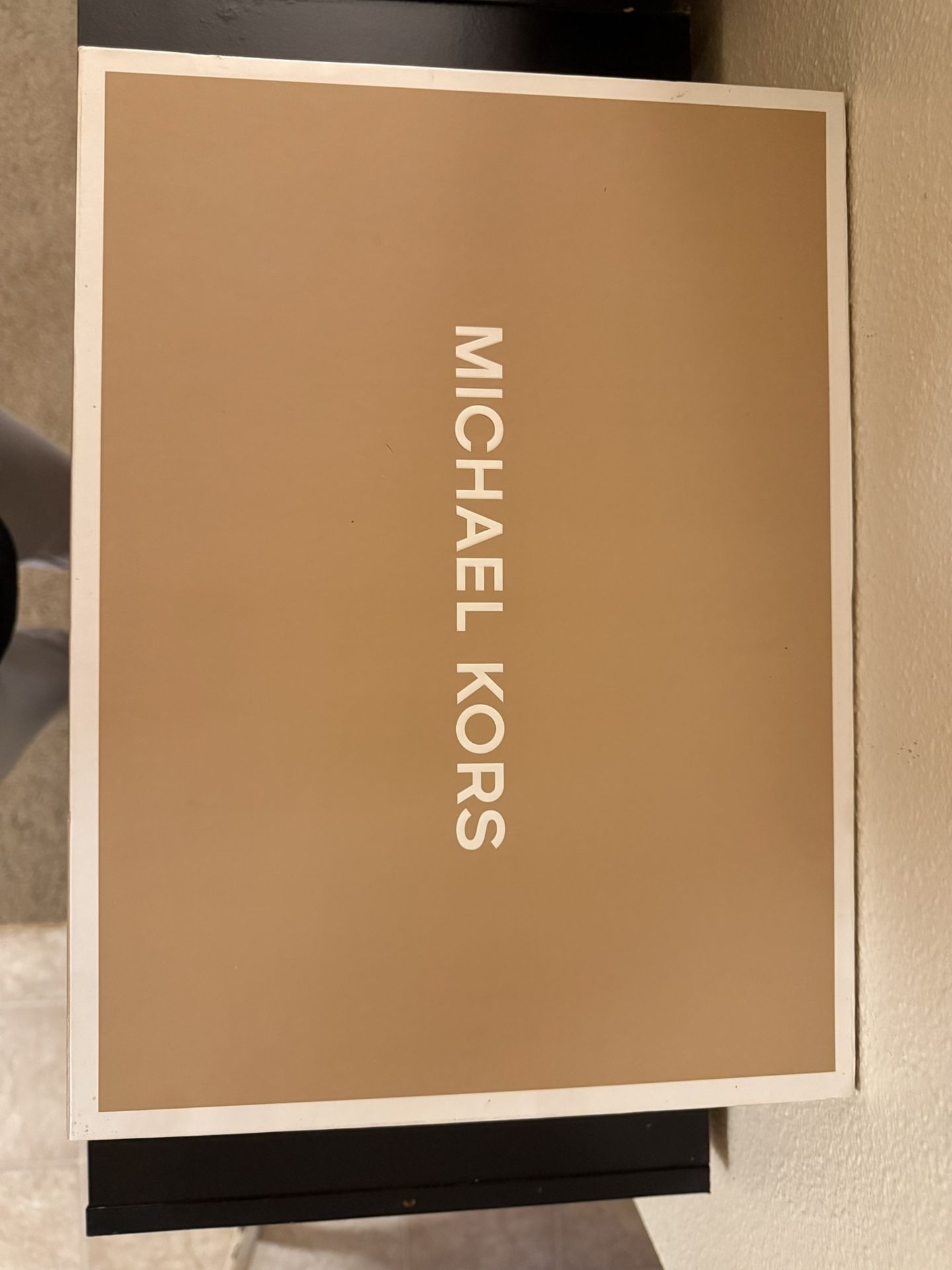 Size 7 Michael Kors Slippers