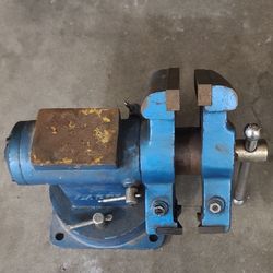LARIN 5"  SWIVEL  VISE
