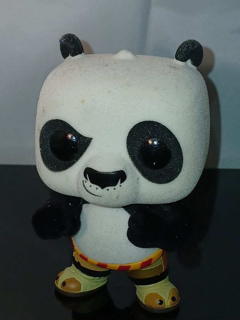 Poe Flocked Vaulted Asia Exclusive Funko Pop