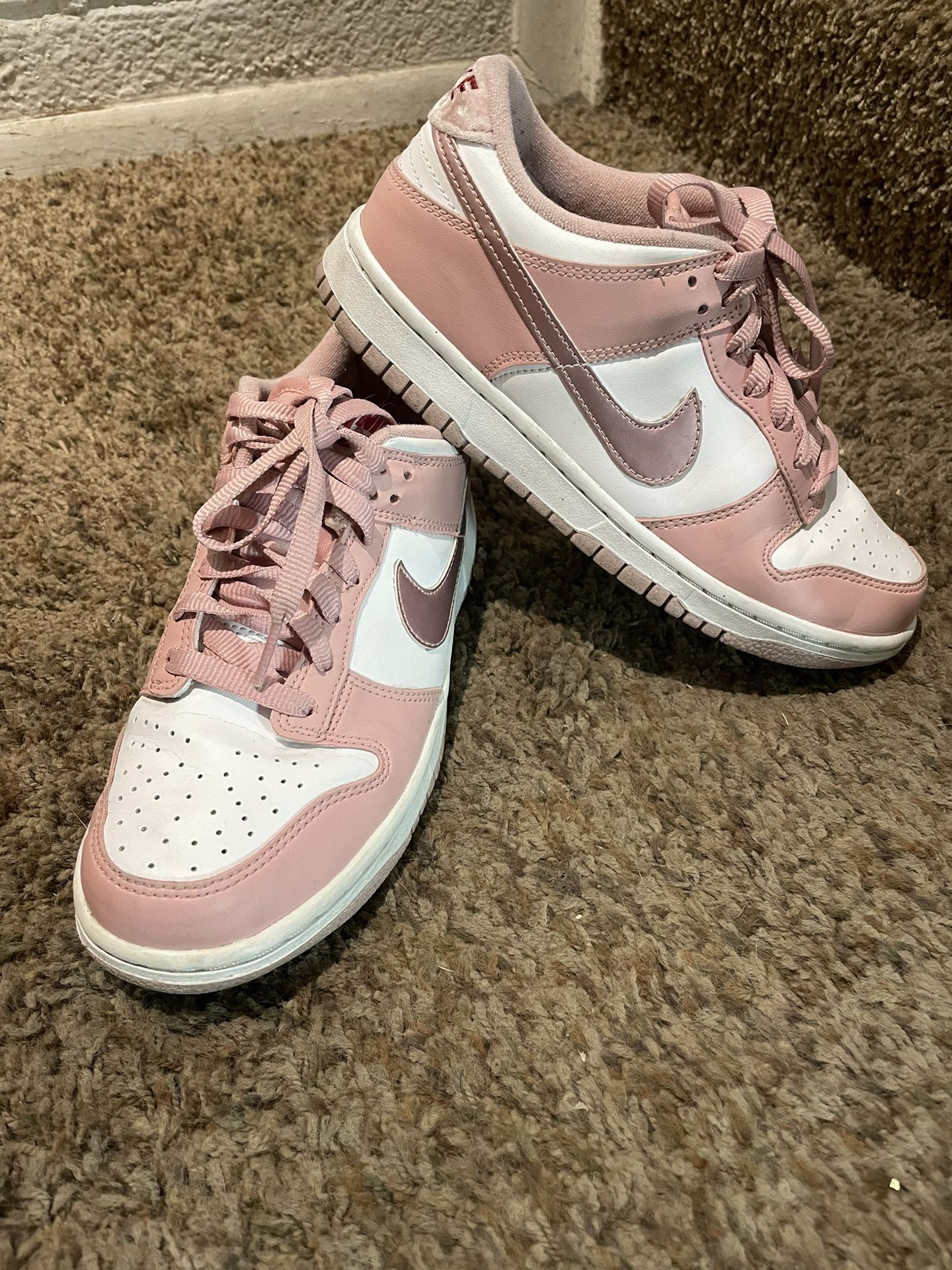 Women Nike Size 6Y for Sale in Scottsdale, AZ OfferUp